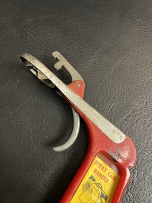 VTG Alfco Spray Can Handle for Spray Cans Paint USA Red Plastic & metal - Thumbnail 3