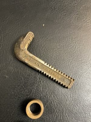 Vintage RIDGID 8 Inch Pipe Wrench Monkey The Ridge Tool Co. USA Oil Hardened 4H - Thumbnail 12