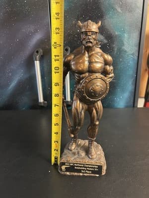 Niels Andersen Bodybuilder Muscle Viking Trophy Sculpture Statue 14" 1999 Award - Thumbnail 10