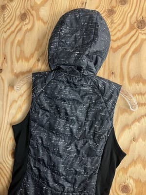 Smartwool Smartloft 60 Hoodie Vest Full Zip Merino Wool Hybrid Black Women’s XS - Thumbnail 16