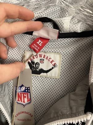 NWT Oakland Raiders Mitchell & Ness Jacket NFL Retro 1/2 Zip Mens XL Throwbacks - Thumbnail 6