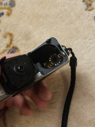 Canon IX 240 ELPH APS Point and Shoot Film Camera Silver Untested For Parts - Thumbnail 7