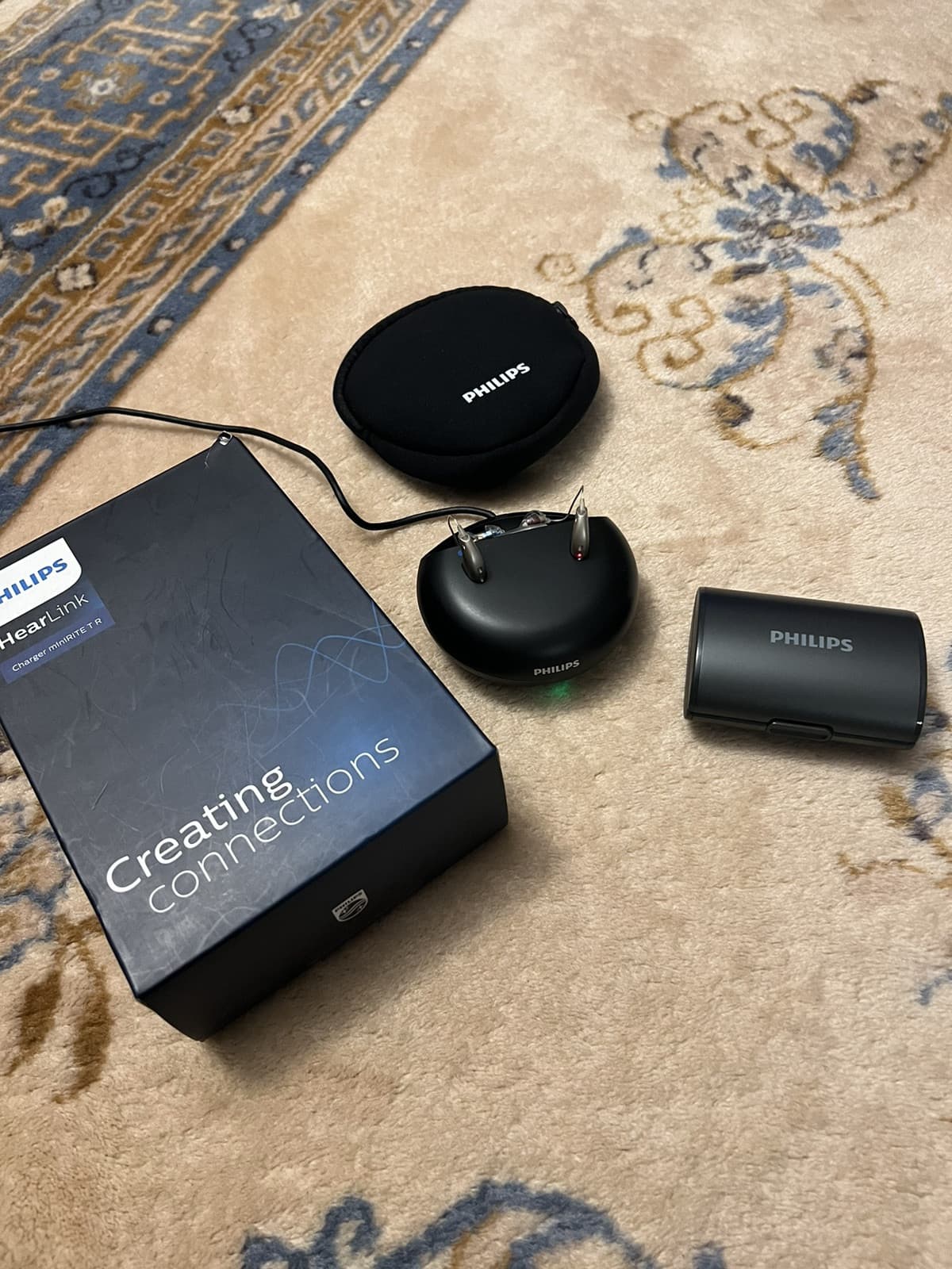 Philips Hearlink Hearing Aids 9010 MNR TR Right & Left MiniRITE Charging Base - Image 1