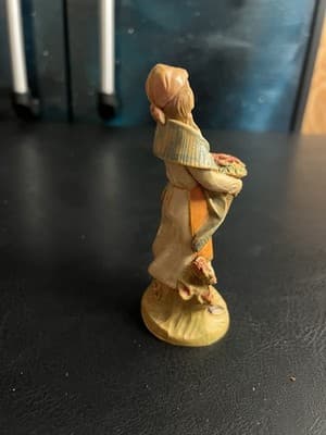 1996 Fontanini Roman Nativity Sarah Special Event Figure Depose Heirloom - Thumbnail 5