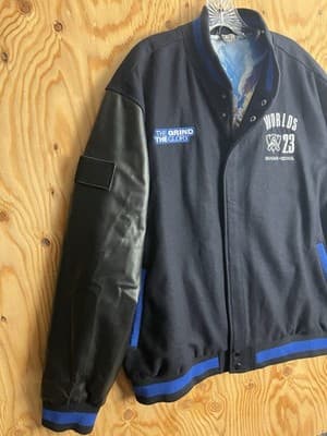 League of Legends Mens XL 23 WORLDS Varsity Jacket LOL Wool /Leather Bomber - Thumbnail 10