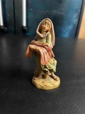 Fontanini Gabriela 5" Series Fourth Annual Limited Edition Nativity 1994 1995 - Image 1