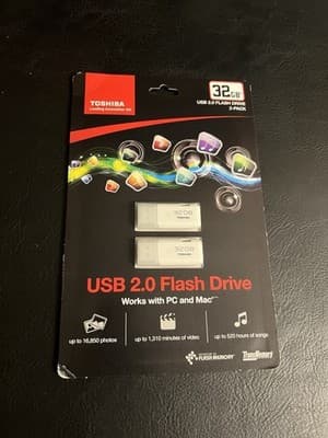 NEW Toshiba 32GB USB 2.0 Flash Drive Memory Sticks 2-pack Lot - Image 1