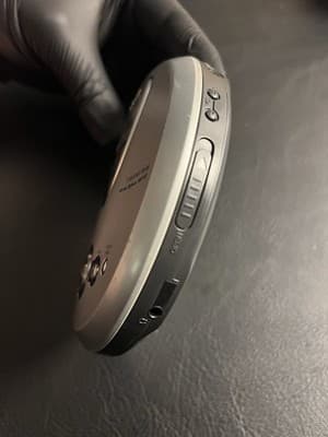 Sony Walkman D-NF400 CD Player Silver Parametric EQ G-Protection FM/AM/TV TESTED - Thumbnail 4