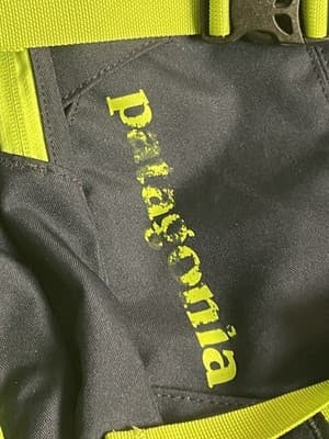 Patagonia Jalama 28L Backpack Blue Neon Green Travel Bag Padded Laptop Daypack - Thumbnail 3