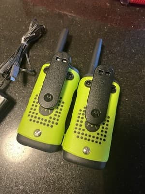 Motorola Talkabout T600 H2O Walkie-Talkie 2-Pack 35mi/50KM Long Range NO BATTERY - Thumbnail 11
