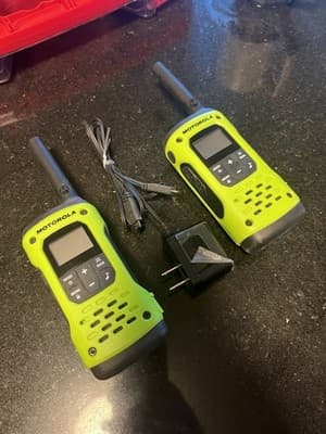 Motorola Talkabout T600 H2O Walkie-Talkie 2-Pack 35mi/50KM Long Range NO BATTERY - Image 1