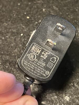 Motorola Talkabout T600 H2O Walkie-Talkie 2-Pack 35mi/50KM Long Range NO BATTERY - Thumbnail 16