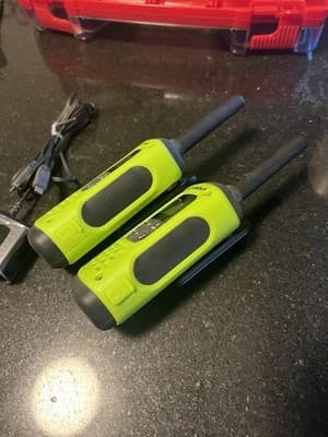 Motorola Talkabout T600 H2O Walkie-Talkie 2-Pack 35mi/50KM Long Range NO BATTERY - Thumbnail 10