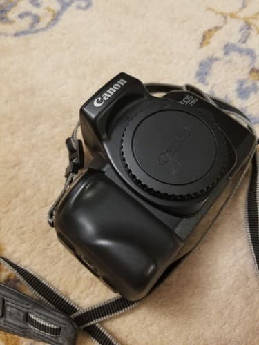 Canon EOS 750 Camera Body 35mm SLR Film Strap And Body Cap Sold As Is Untested - Thumbnail 5