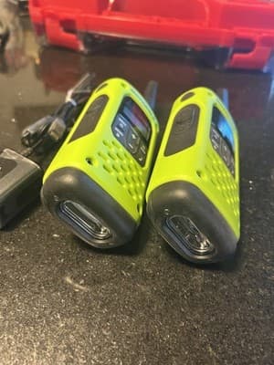 Motorola Talkabout T600 H2O Walkie-Talkie 2-Pack 35mi/50KM Long Range NO BATTERY - Thumbnail 13