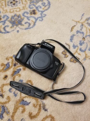 Canon EOS 750 Camera Body 35mm SLR Film Strap And Body Cap Sold As Is Untested - Image 1