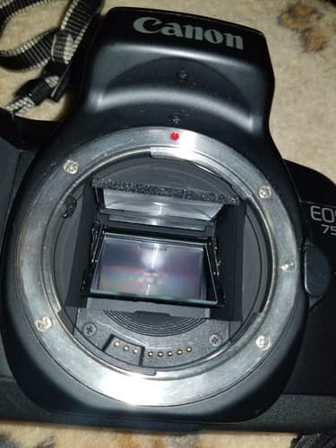 Canon EOS 750 Camera Body 35mm SLR Film Strap And Body Cap Sold As Is Untested - Thumbnail 14