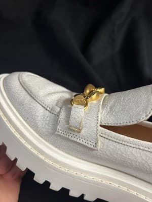 Tory Burch Jessa Lug Sole Loafer Crackled Leather 10M Golden Clamp Equestrian - Thumbnail 10