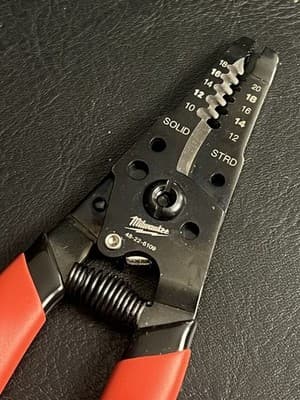 Milwaukee 48-22-6109 7-1/8" Wire Stripper/Cutter for Solid & Stranded Wire - Thumbnail 6