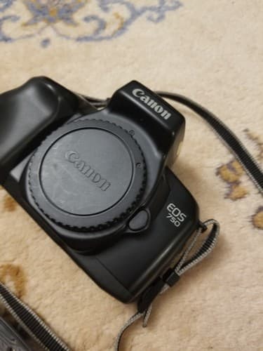 Canon EOS 750 Camera Body 35mm SLR Film Strap And Body Cap Sold As Is Untested - Thumbnail 4