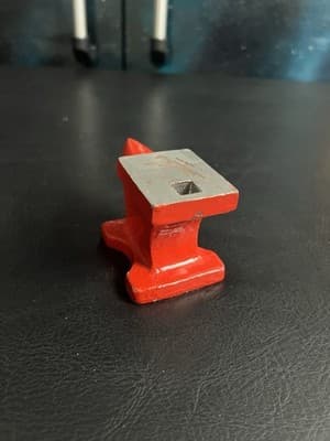 Single Horn Small Anvil Cast Steel Anvil Blacksmith Forging Metalwork 3.5” Red - Thumbnail 3