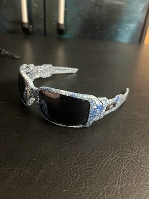 Oakley Oil Drum Custom Blue Paint Splatter Sunglasses USA with Case NO LENS - Thumbnail 4