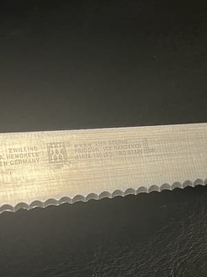 Zwilling J.A. Henckels Four Star 5” Serrated Utility Knife 31070-130 Vier Sterne - Thumbnail 9