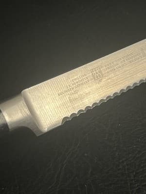 Zwilling J.A. Henckels Four Star 5” Serrated Utility Knife 31070-130 Vier Sterne - Thumbnail 8
