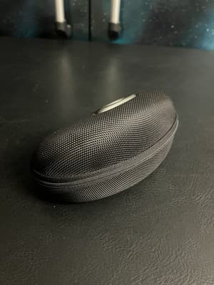 Oakley Sunglasses Hard Shell Clamshell Zip Case Protective Black - Thumbnail 3