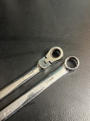 Lot Of 2 Power Torque Combination Wrench Metric 14mm 17 Polished Chrome Ratchet - Thumbnail 2