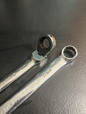 Lot Of 2 Power Torque Combination Wrench Metric 14mm 17 Polished Chrome Ratchet - Thumbnail 3
