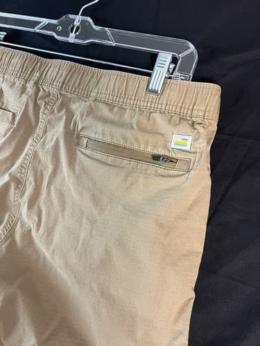 Men's Vuori Shorts Khaki Tan Ripstop Pockets Drawstring Outdoors Size M /L V370 - Thumbnail 7