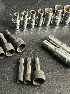 KOBALT #1151719 52-Piece Pro 90 Ratchet Mechanics Tool Socket Set SAE Metric - Thumbnail 10