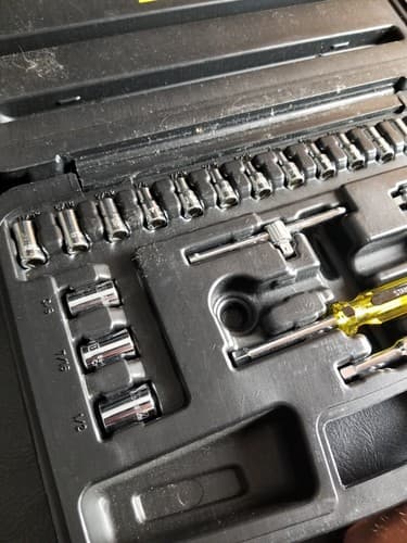 Stanley Mechanics Socket Tool Set Metric + SAE 24-Pc Drive Hand Tool No Ratchet - Thumbnail 3