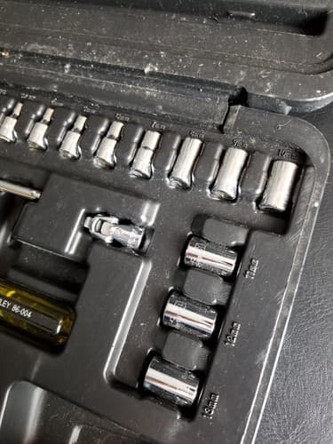 Stanley Mechanics Socket Tool Set Metric + SAE 24-Pc Drive Hand Tool No Ratchet - Thumbnail 2