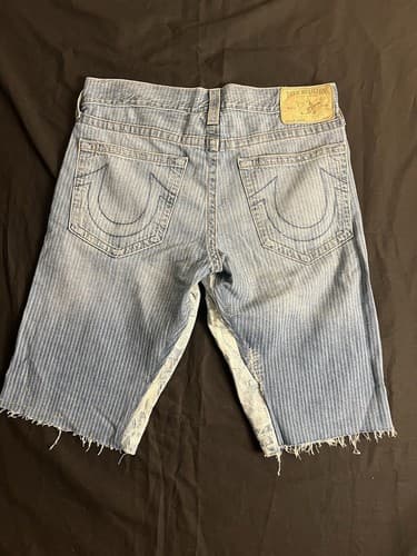 True Religion Men’s 33 USA Denim Jean Shorts Light Blue Striped Geno Classic - Thumbnail 2