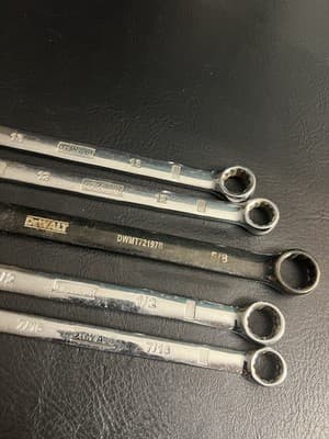 DeWALT 5 Pc Metric SAE Combination Wrench Set DWMT72166 Pro 12 13 5/8 1/2 7/16 - Thumbnail 3