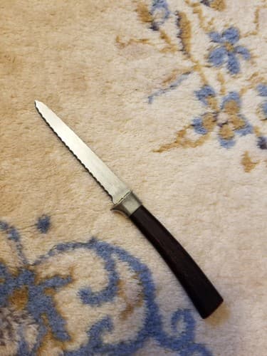 Vintage AMWAY Double Serrated Blade Steak Knife Bakelite Brown Handles 7" Total - Image 1