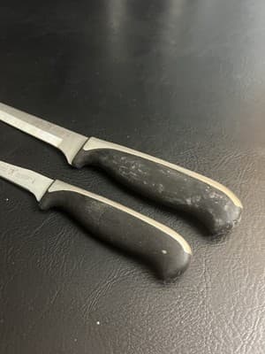 J.A. HENCKELS Fine Edge Synergy 5" Tomato + Boning Fillet Knife 15550-130 + 140 - Thumbnail 6
