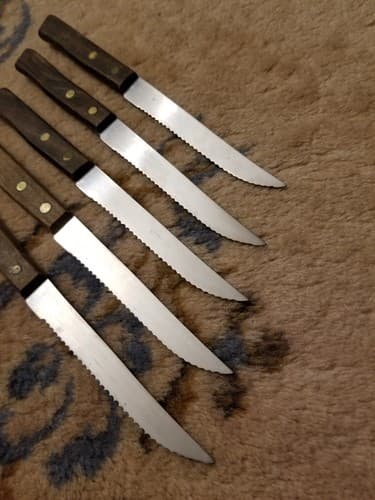 Set Of 5 Vintage Japan Stainless Steel Steak Knife Lot Serrated Set Wood 2 Pin - Thumbnail 6