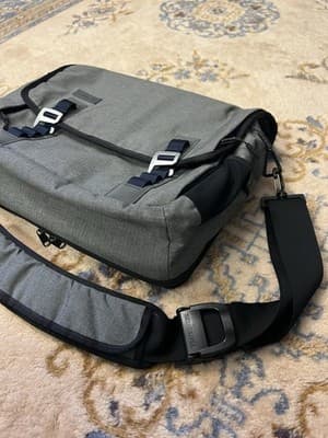 Timbuk2 San Francisco Black 16" Messenger Laptop Bag Pack Shoulder Strap M Grey - Thumbnail 4