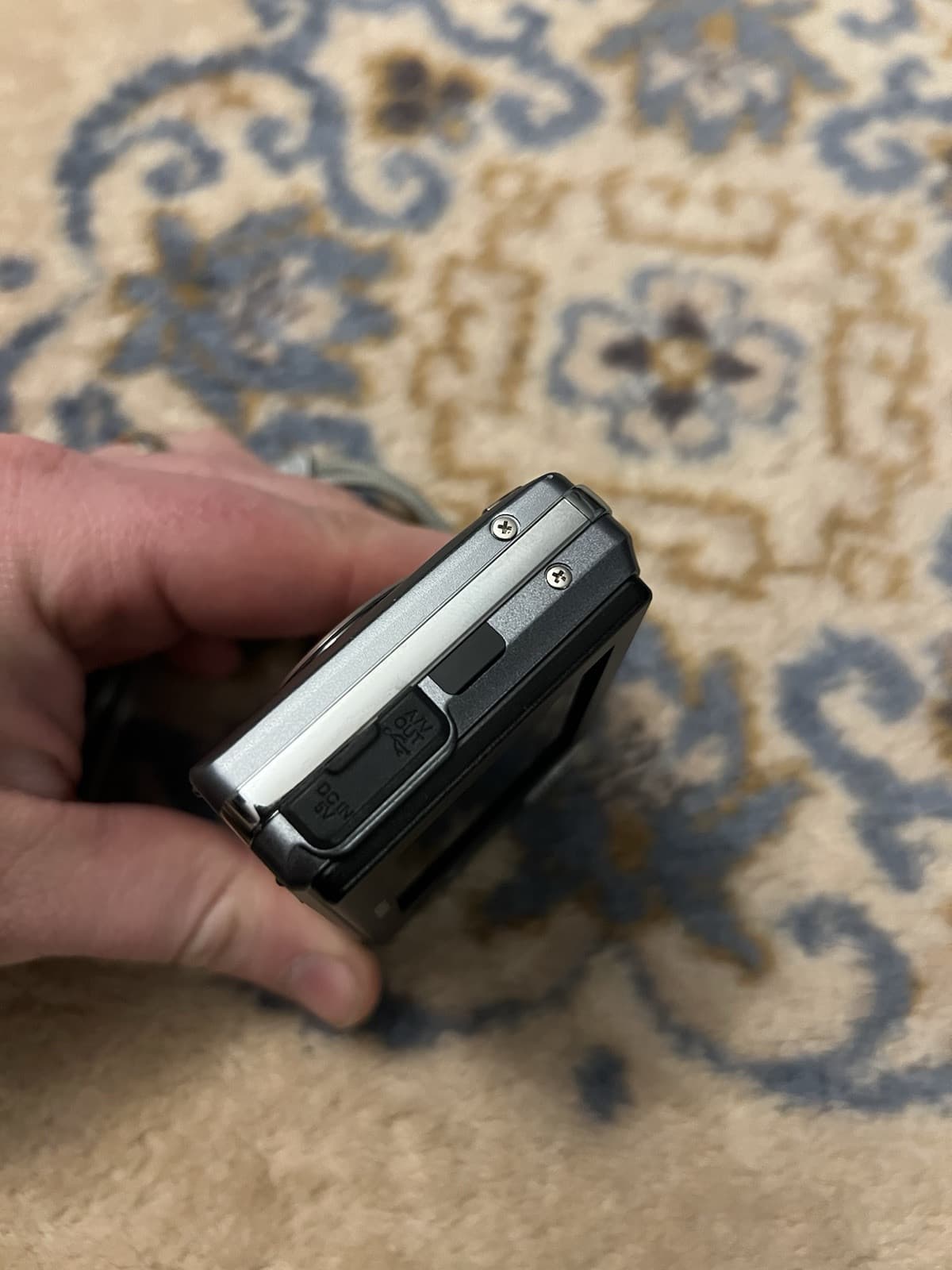 Fujifilm Finepix F45 FD Digital Camera for Parts or Repair ONLY - Thumbnail 5