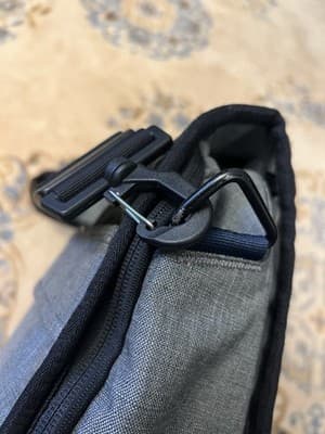 Timbuk2 San Francisco Black 16" Messenger Laptop Bag Pack Shoulder Strap M Grey - Thumbnail 21