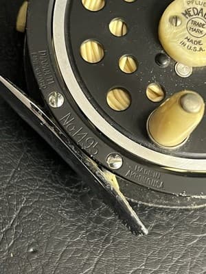 Pflueger Medalist No. 1495 Fly Fishing Reel. Made in USA. Diamolite Line Guard - Thumbnail 2