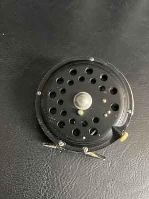 Pflueger Medalist No. 1495 Fly Fishing Reel. Made in USA. Diamolite Line Guard - Thumbnail 7