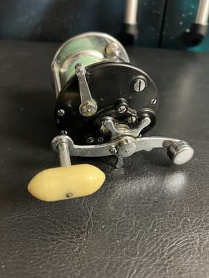 VTG PENN Reels LEVELINE 350 Saltwater Conventional Fishing Reel Surf Level Line - Thumbnail 3