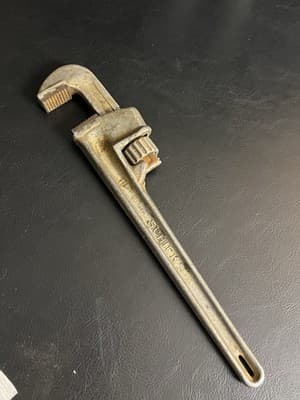 SCHICK 18” Aluminum Pipe Wrench w/ Teeth Vintage USA Made Alcoa - Image 1