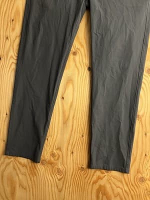 Vuori Meta Pants Mens 34x29 Athletic Slim Fit Grey V430S Stretch Golf Hiking - Thumbnail 3