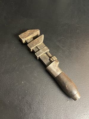 Antique USA Marked Monkey Wrench Adjustable Pipe Wrench 1800's Wood Handle W&B - Thumbnail 2