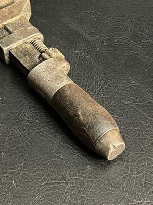 Antique USA Marked Monkey Wrench Adjustable Pipe Wrench 1800's Wood Handle W&B - Thumbnail 3